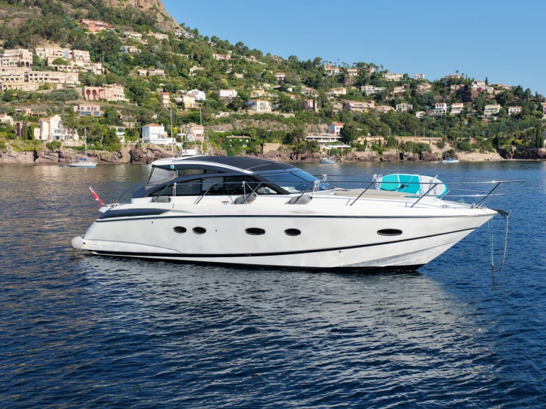 Hire a Princess Princess V42 Villeneuve-Loubet
