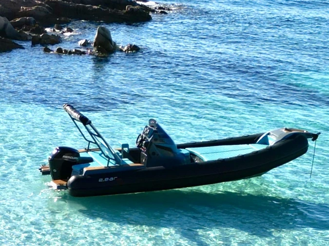 Charter a 2bar 2Bar 68 in Cannigione on Samboat