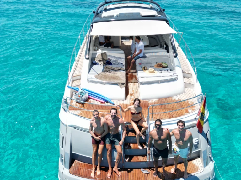 Yacht charter Mahón - Princess V65 on SamBoat