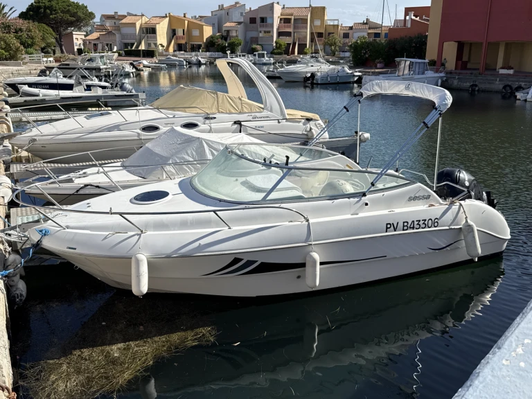 Hire a Sessa Marine Islamorada 21 France