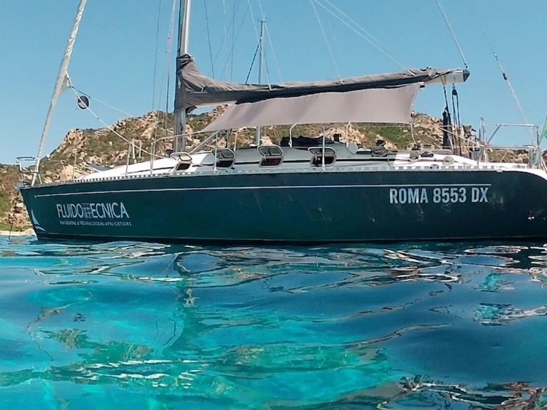 Sailboat to hire Palau at the best price