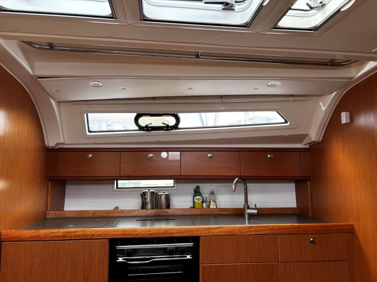 Sailboat to hire Lidingö at the best price