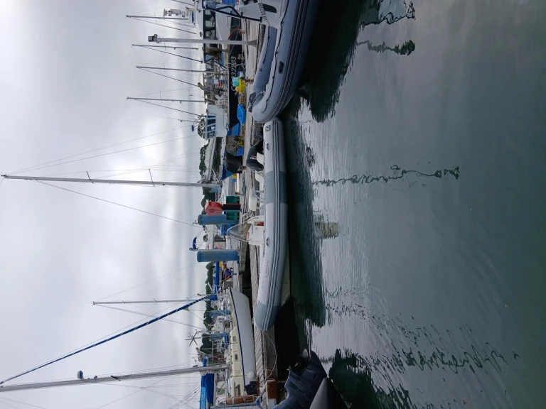 RIB hire in Port-Louis - Zodiac Pro Open 550