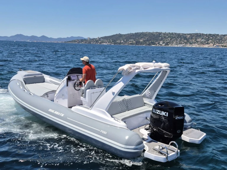 RIB hire in Juan-les-Pins - mik mik 700