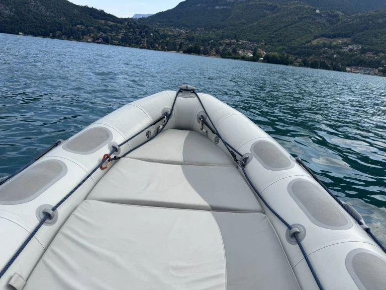 Valiant Valiant Vg 520 charter bareboat or skippered in  France
