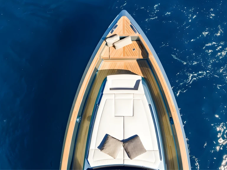 Yacht hire Porto Cheli cheap Pardo 43