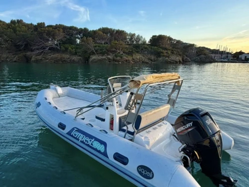Capelli Tempest 500 charter bareboat or skippered in  Six-Fours-les-Plages