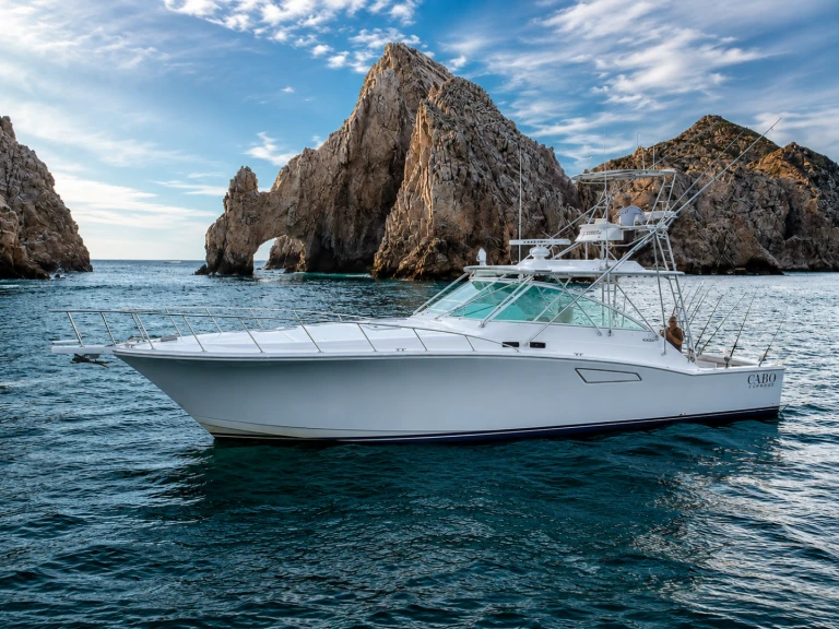 Motorboat to hire Cabo San Lucas at the best price