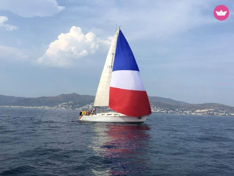 Sailboat hire in Empuriabrava - Jeanneau Sun Shine 38