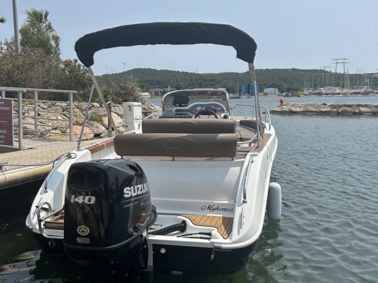 Yacht charter Marseille - Aquabat Sport line 21 on SamBoat