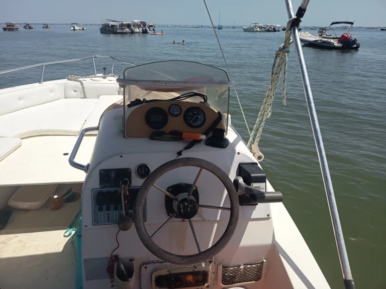 Motorboat hire in France - Cad marine  Cad Marine cad 22 Space 