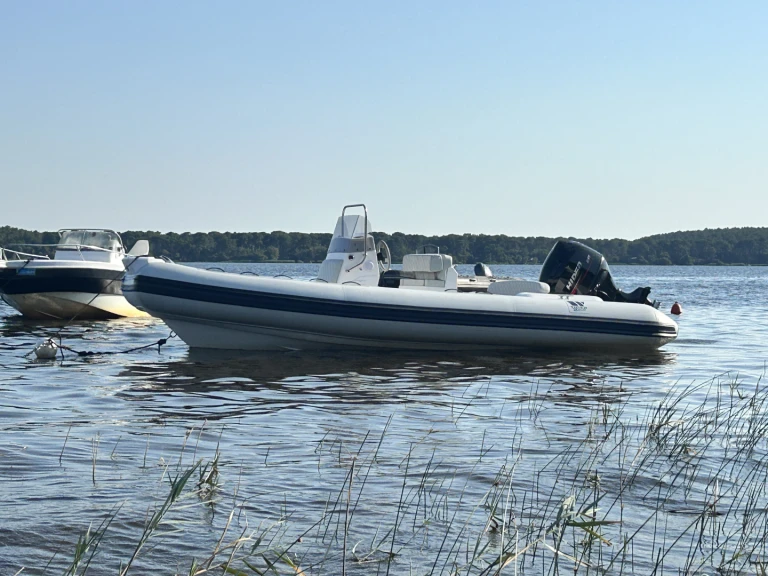 Charter a Tiger Tiger PL620 in Lacanau on Samboat