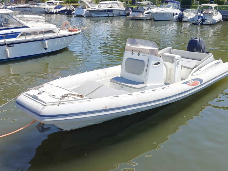 RIB to hire Port de Cannes Marina at the best price