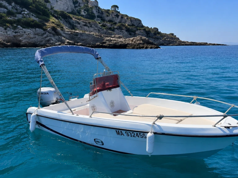 Hire Motorboat with or without skipper TA MARE Marseille