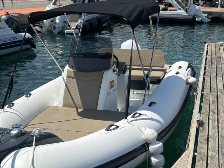 Yacht hire Port Balís cheap fun650