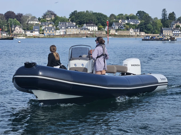 Hire a Zodiac Pro Open La Forêt-Fouesnant