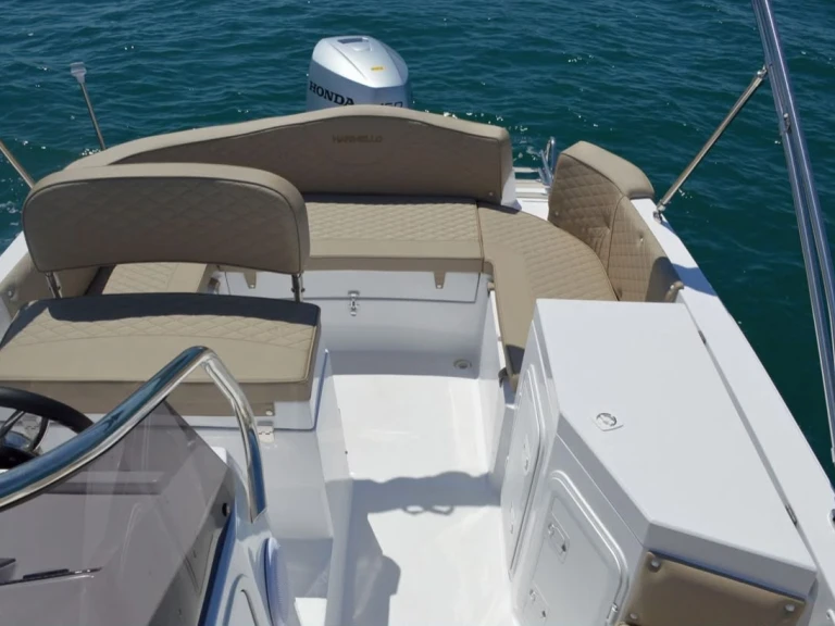 Yacht hire Kotor cheap Eden 22