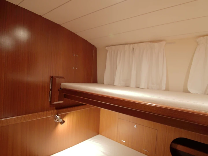 Menorquin-Yachts Menorquin Yachts 150 Fly charter bareboat or skippered in  Mahón