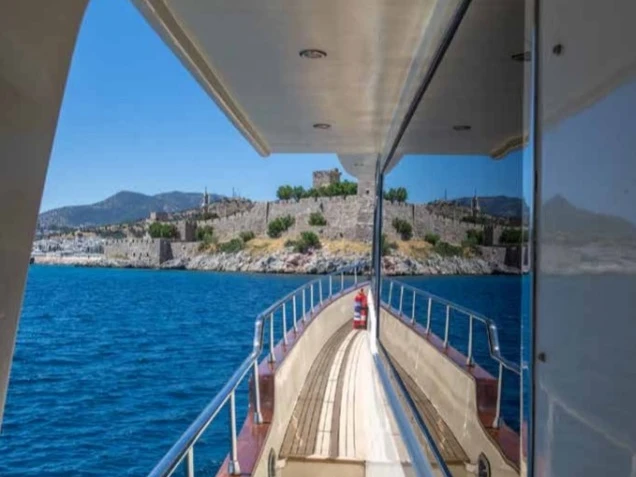 Motorboat hire in Göcek - Custom Made Custom made