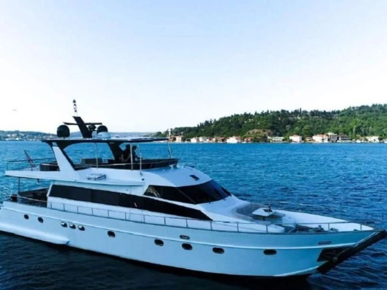 Motorboat hire in Göcek - Custom Made Custom made