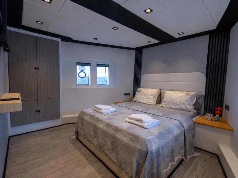 Charter a Custom Made Custom made in Göcek on Samboat