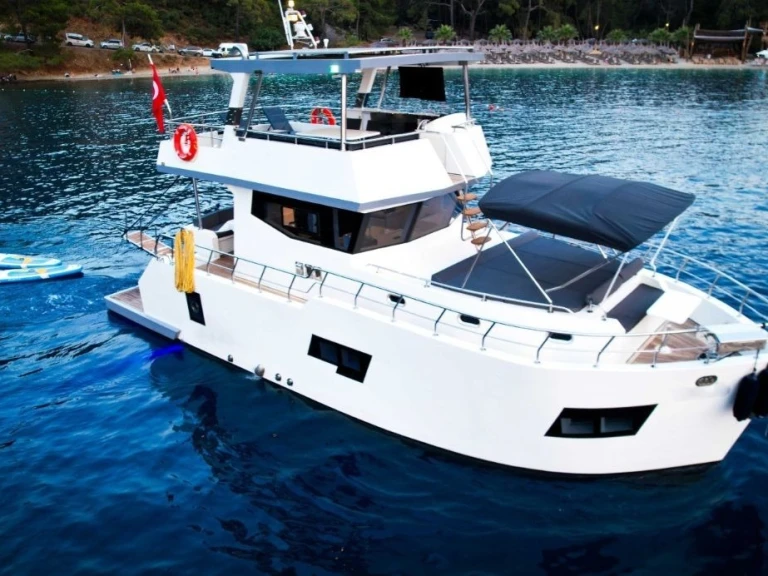 Motorboat hire in Göcek - Custom Made Custom made