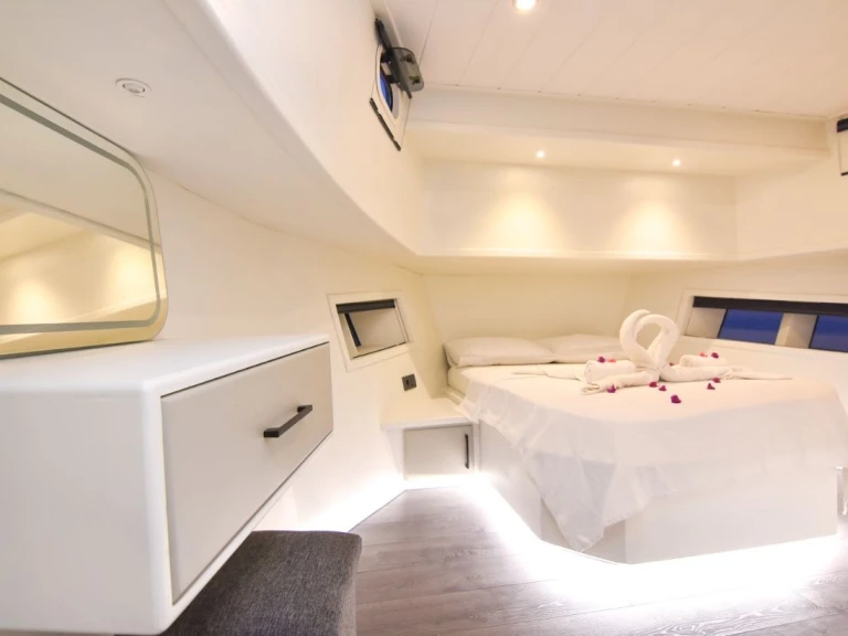 Hire Motorboat with or without skipper Custom Made Göcek