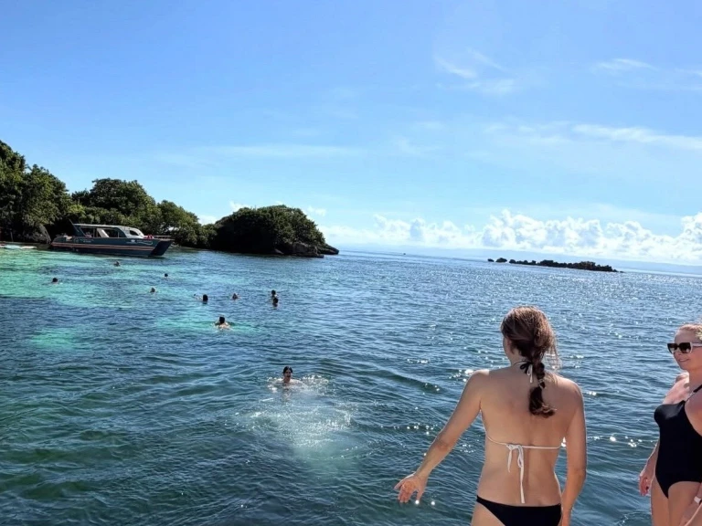 Luxury Yacht hire in Samaná Municipality - Custom Made custom