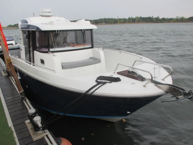 Yacht charter Vannes - Bénéteau Barracuda 9 on SamBoat