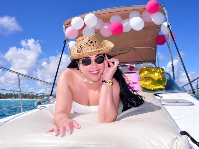 Sailboat hire in Punta Cana - Custom Made custom