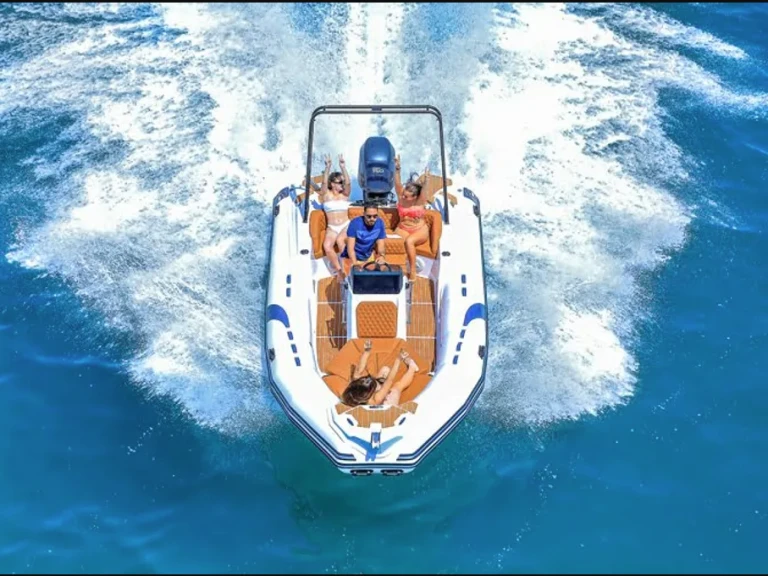 Yacht charter Pula - Viga Boats Viga Luxury 650 on SamBoat