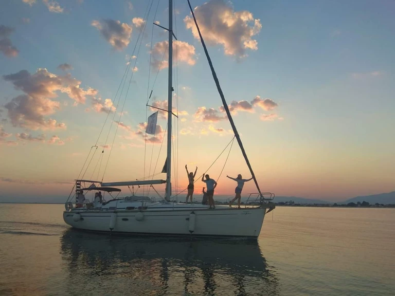 Yacht charter Ávdira - Bavaria Cruiser 46 on SamBoat
