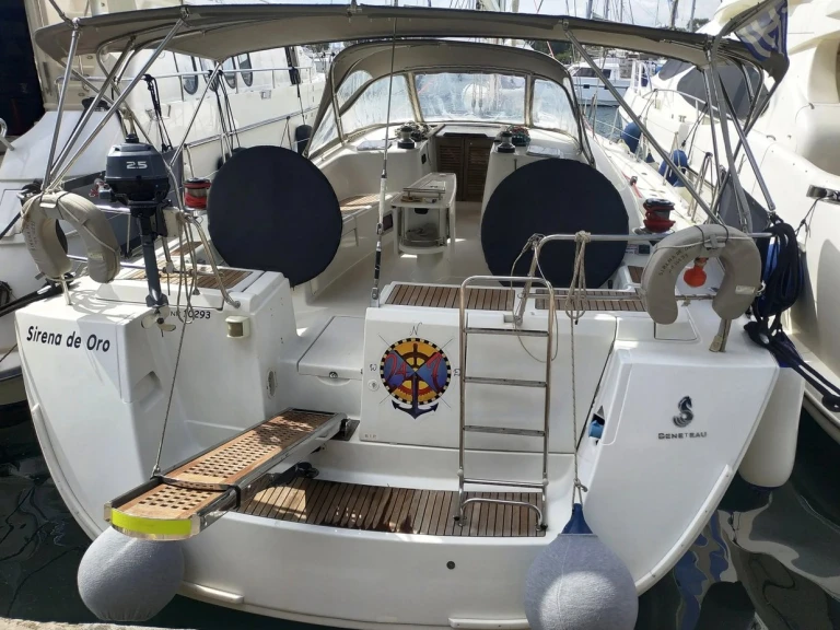 Hire a Bénéteau Oceanis 54 Pálairos