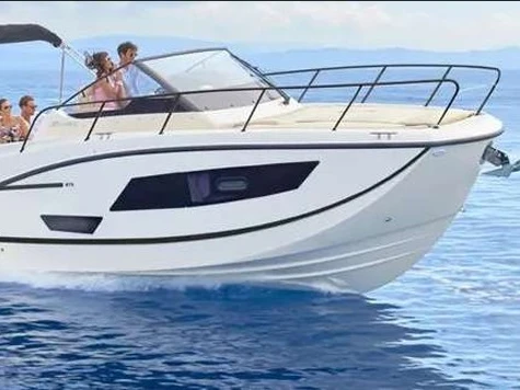 Yacht charter Ibiza Town - Quicksilver Activ 875 Sundeck on SamBoat