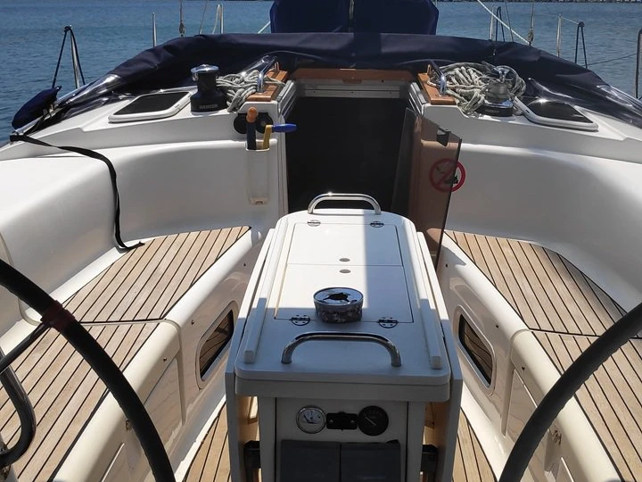 Hire Sailboat with or without skipper Bavaria Ávdira