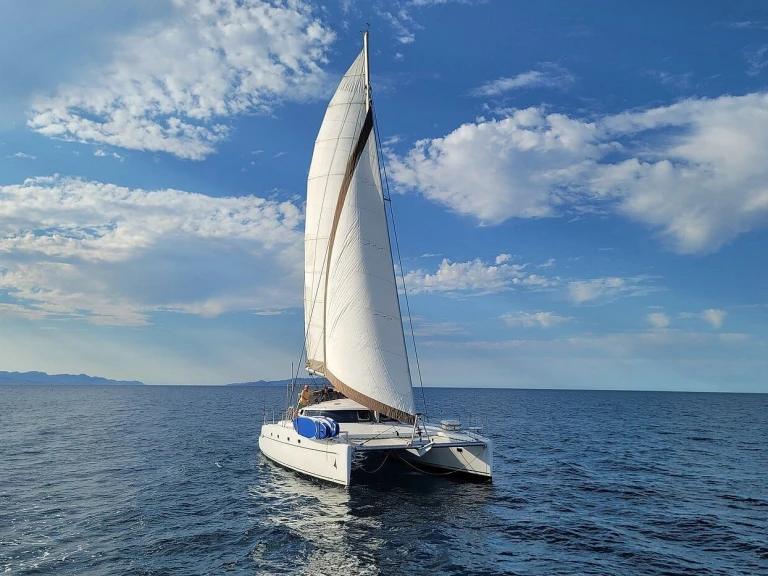 Yacht charter La Paz - Custom Made custom on SamBoat