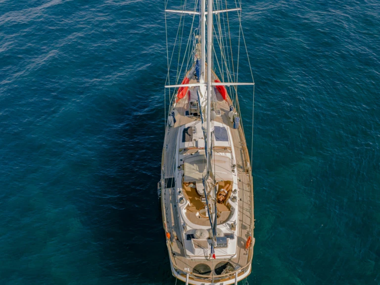 Sailboat hire in Hyères - Ta Chiao Scorpio 72