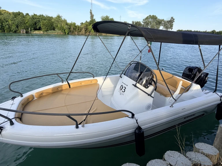 Motorboat to hire Bevazzana at the best price