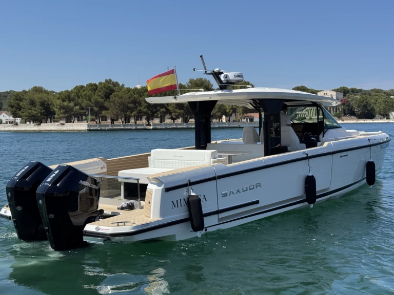 Hire a Saxdor SAXDOR 400 GTS Mahon Port