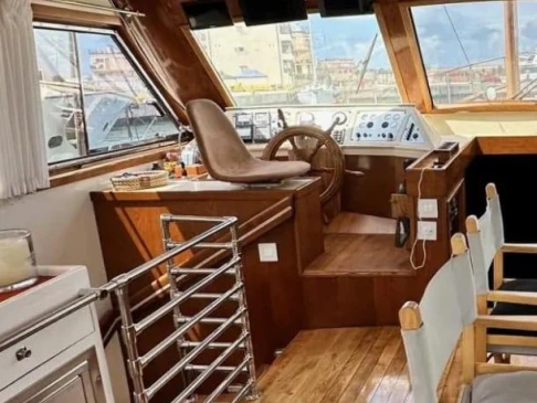 Motorboat hire in Pisa - Gulet First 48
