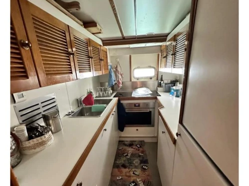 Motorboat to hire Pisa at the best price