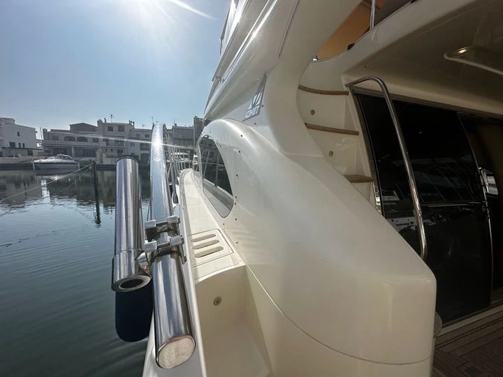 Yacht hire Roses cheap Azimut 55 Fly