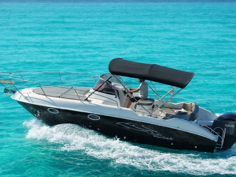 Hire Motorboat Pacific Craft with a boat licence