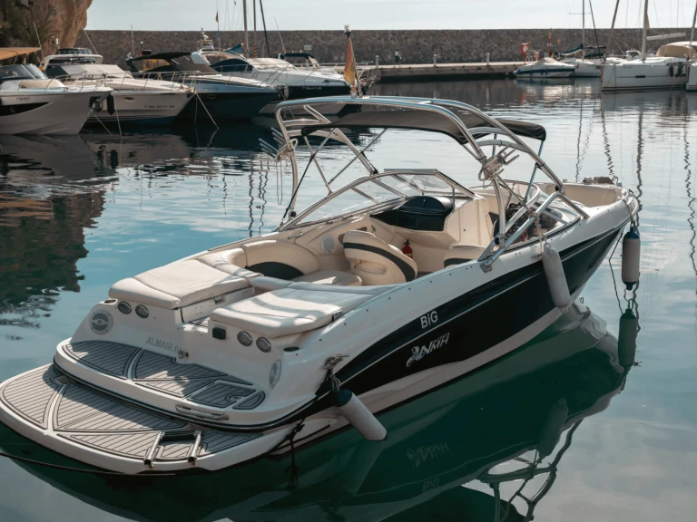 Motorboat to hire La Herradura at the best price
