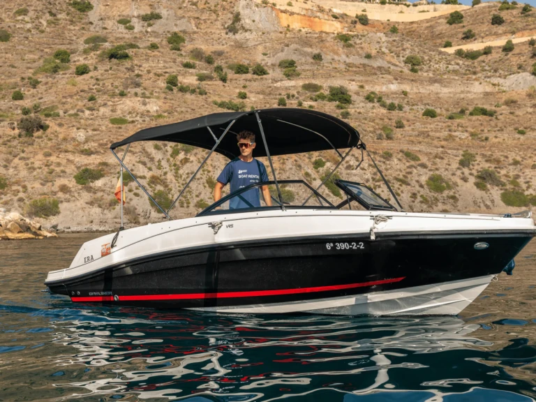 Yacht charter La Herradura - Bayliner VR5 on SamBoat