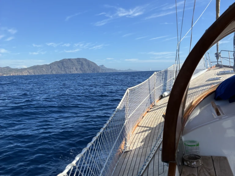 Yacht hire Estepona cheap Bowman 46