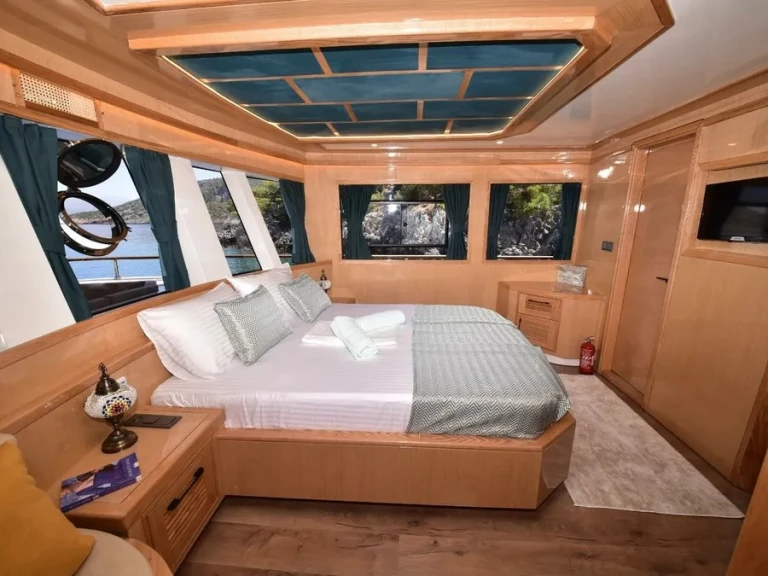 Yacht hire Göcek cheap Custom made