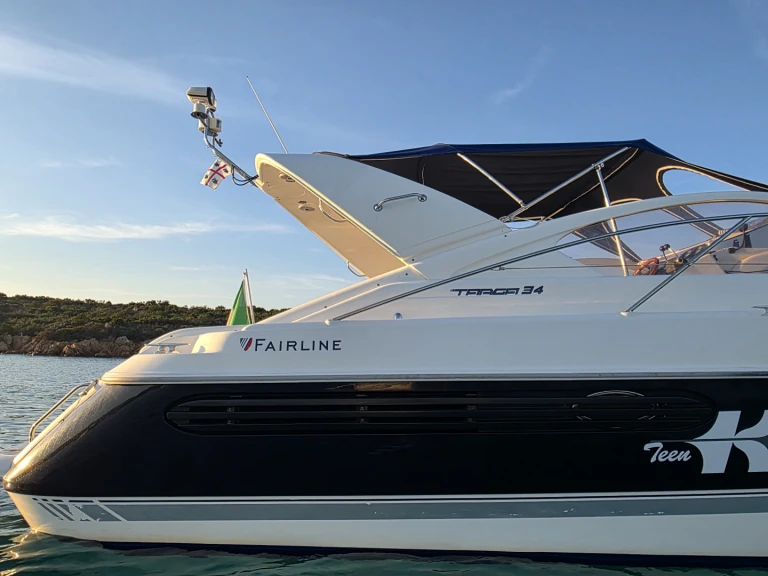 Charter a Fairline Targa 34 in Porto Rotondo on Samboat