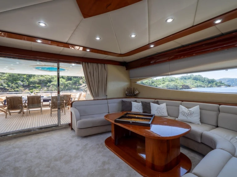 Charter a Custom Made Custom made in Göcek on Samboat
