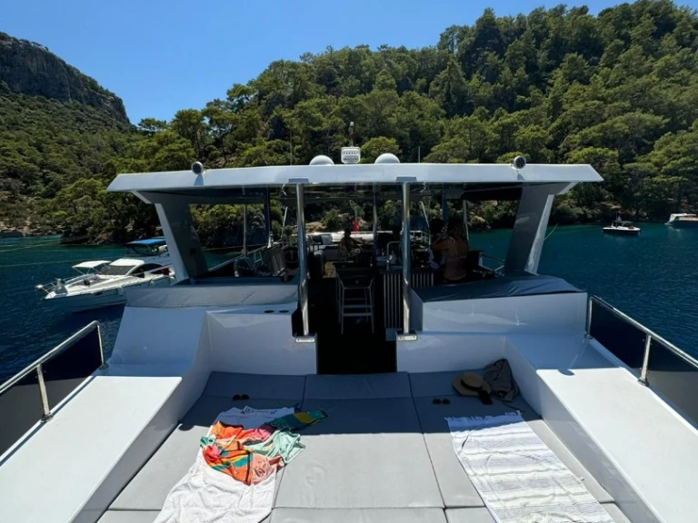Charter a Custom Made Custom made in Göcek on Samboat